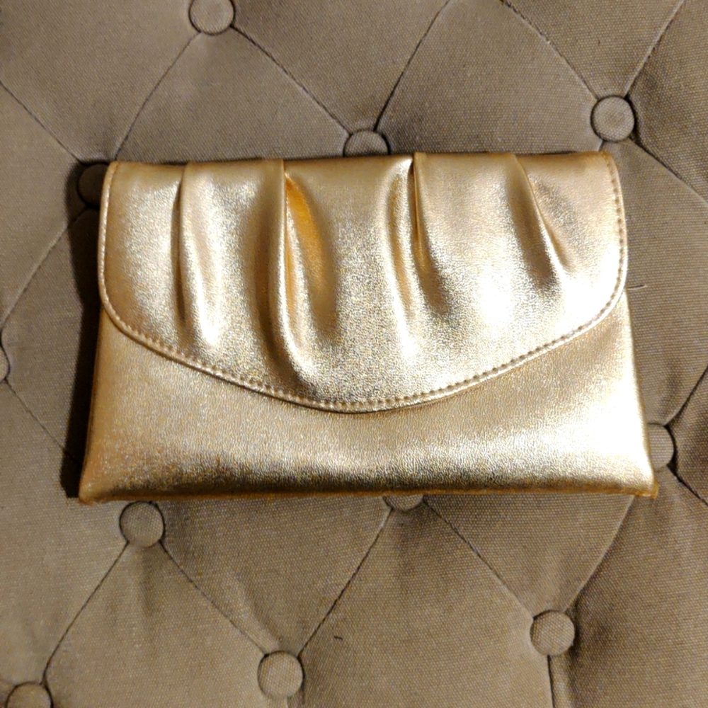 Golden clutch